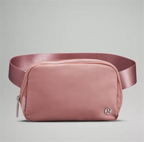 lululemon pink savannah belt bag